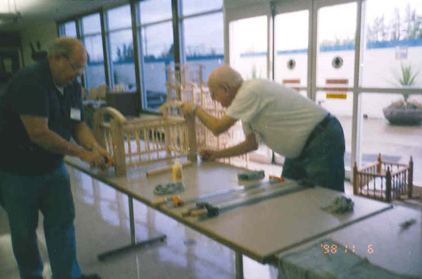 11061998_01